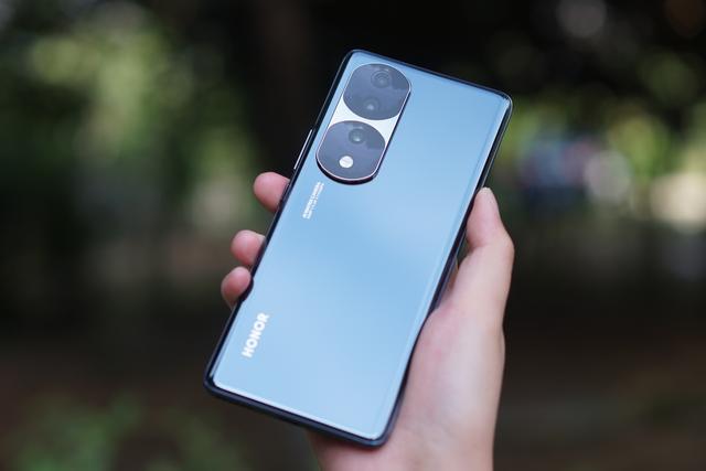 荣耀256GB跌到2549元耀70参数配置有多高,值得入手吗?-微丽宝 荣耀256GB跌到2549元耀70参数配置有多高,值得入手吗?-微丽宝