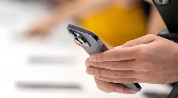 iPhone14 Plus为什么不保值？-微丽宝