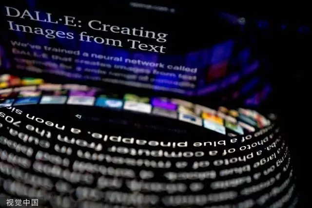 “网红AI”写作技巧惊人？大学生用其完成考试答题能拿满分