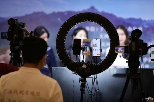 自媒体内容电商：新手如何做今日头条自媒体内容电商运营-微丽宝